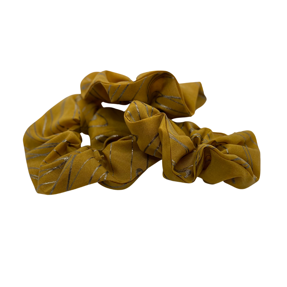 Scrunchie av håndmalt silke