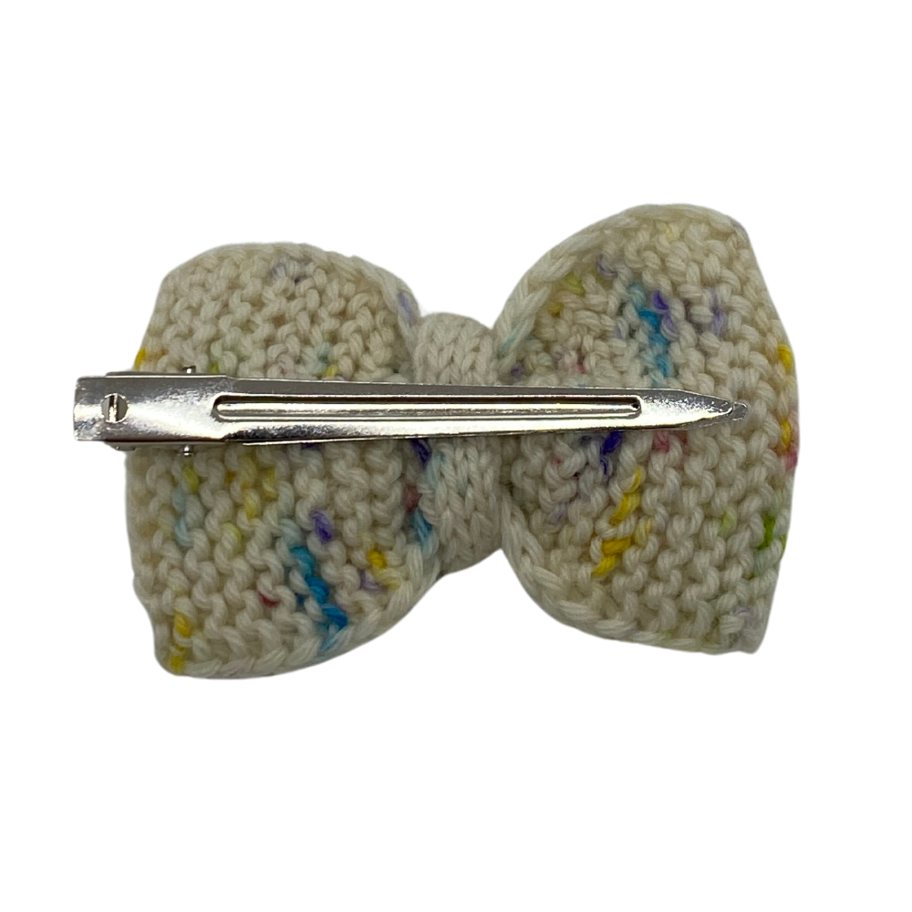 Hårspenne med stor sløyfe