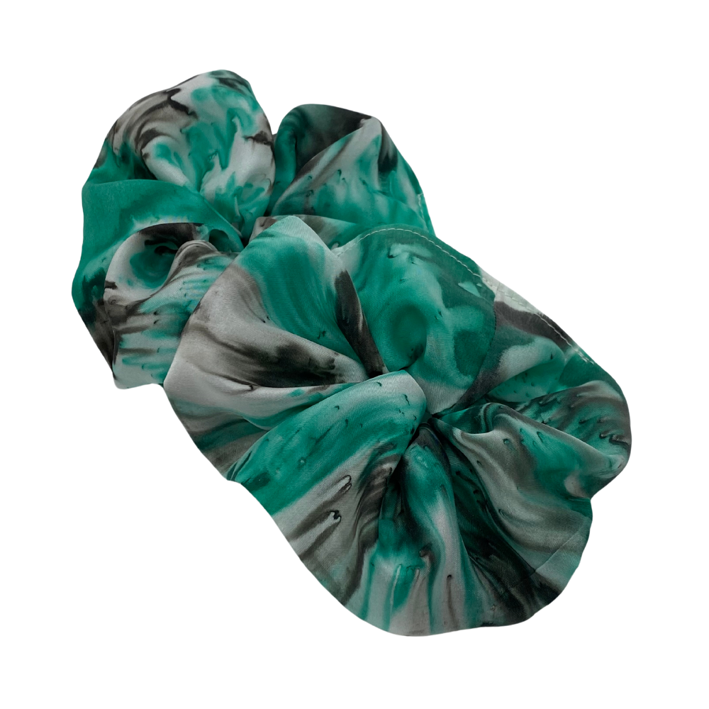 Scrunchie av håndmalt silke